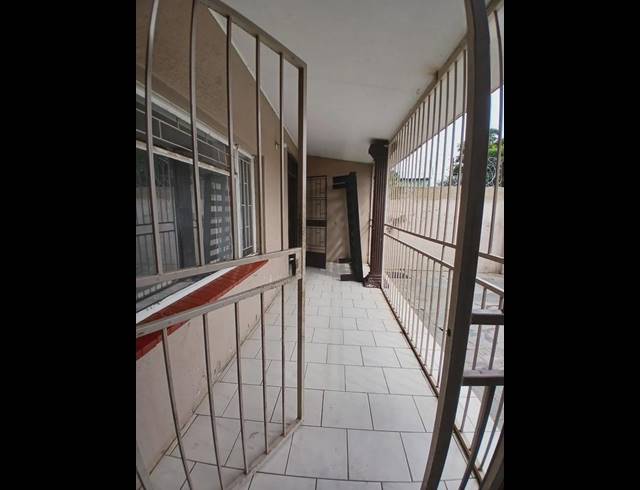 BUSINESS FOR SALE IN BOKSBURG NORTH